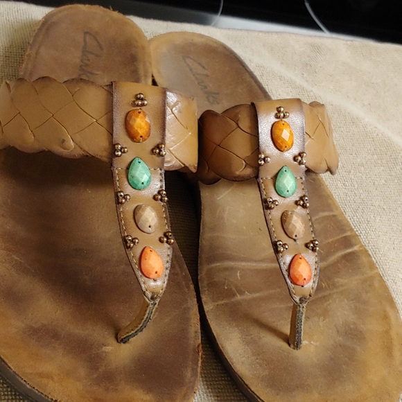 Clark's distressed sandals sz.9M - Picture 2 of 6